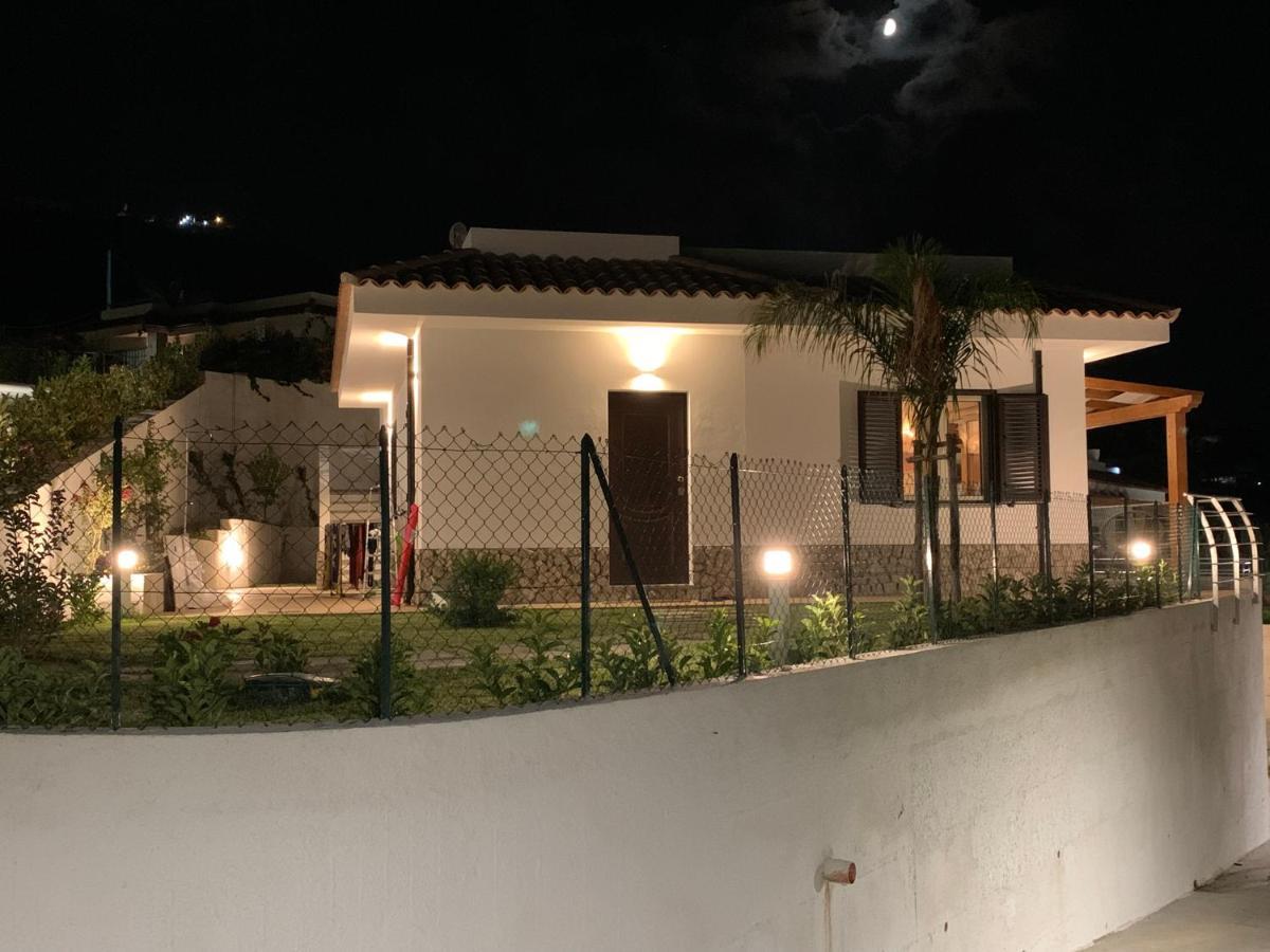 Villa Dei Fiori ザンブローネ エクステリア 写真